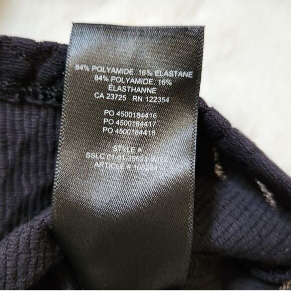 Babaton shapelace mockneck longsleeve - Picture 9 of 13